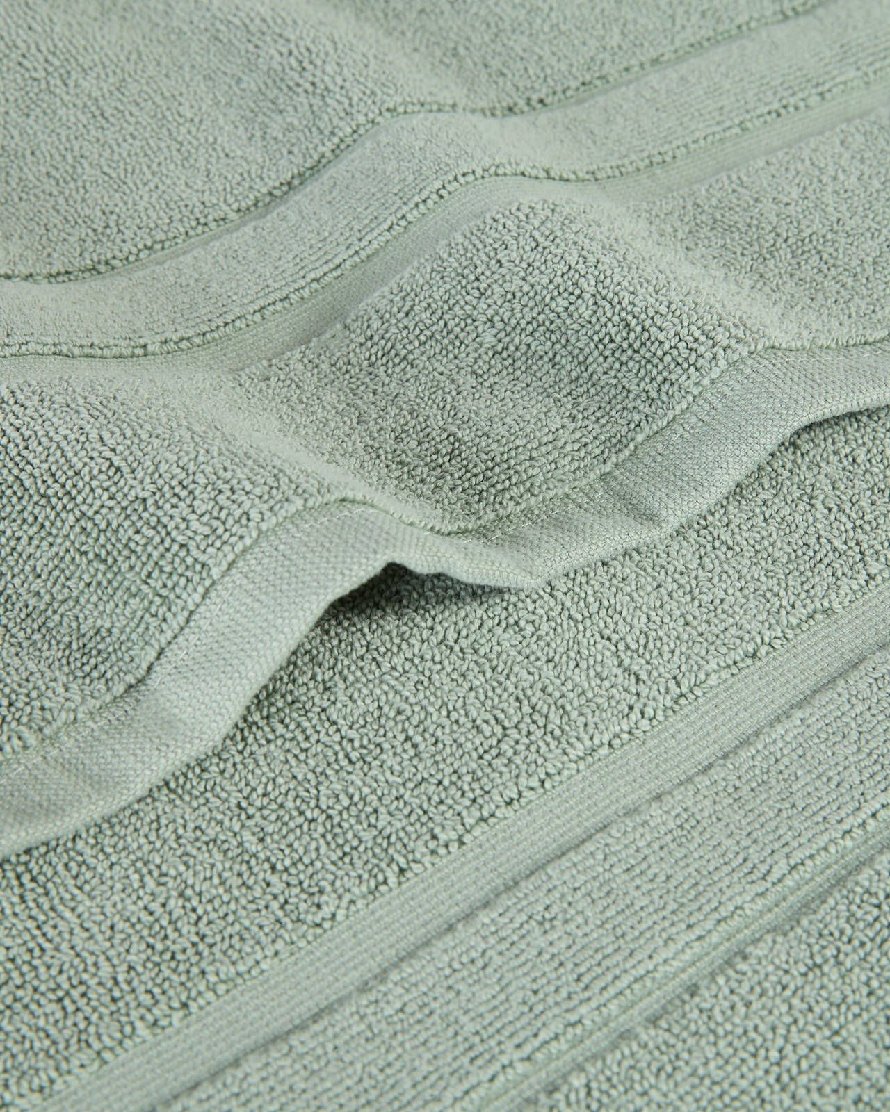 590_72092927_2+590T7209