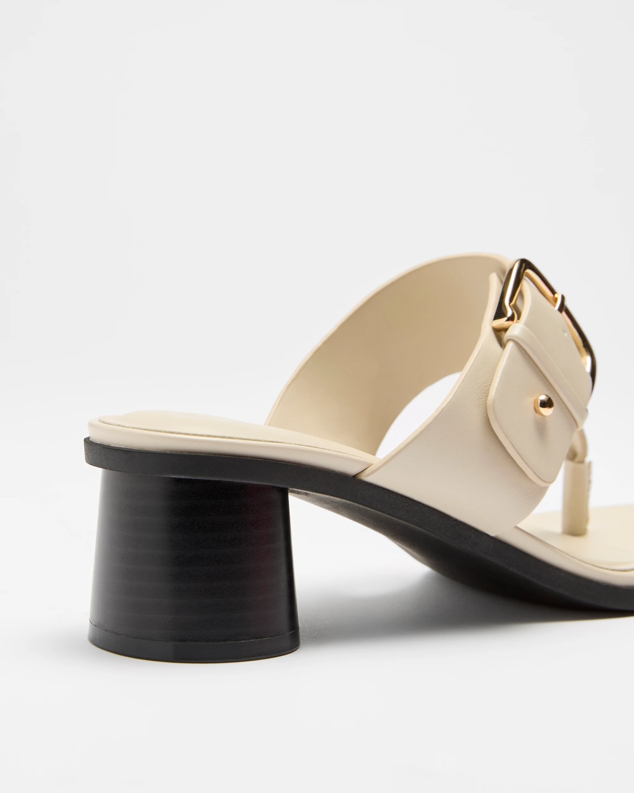 475_71262185_2+475T7126