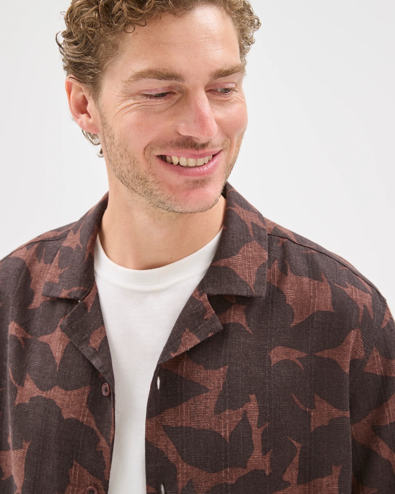 European Linen Blend Short Sleeve Textured Shirt 5 of 6