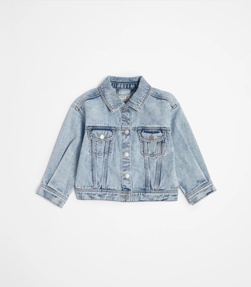 Cropped Denim Trucker Jacket