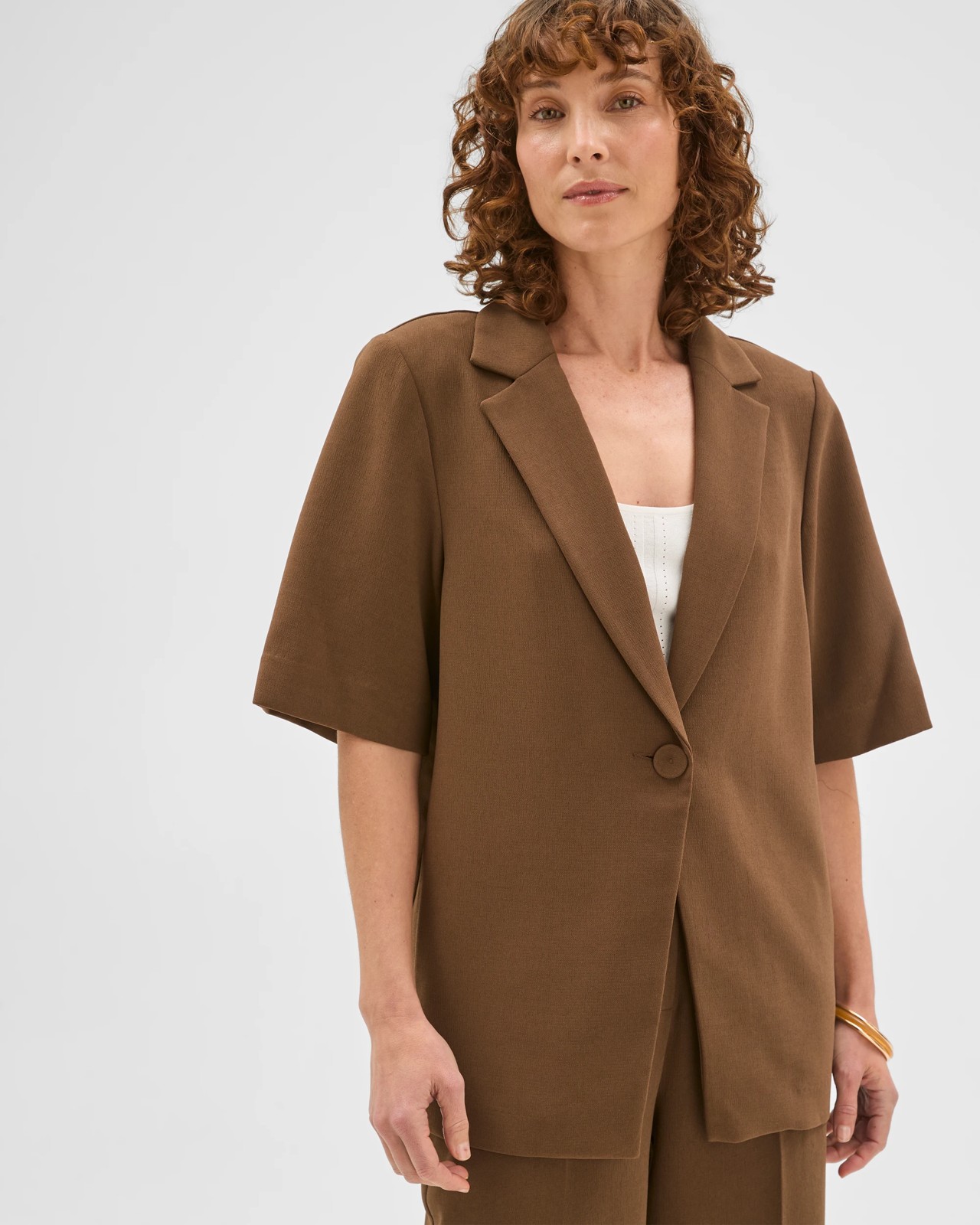 Preview Short Sleeve Tailored Oversized Crepe Blazer - Fall leaf 5 of 6