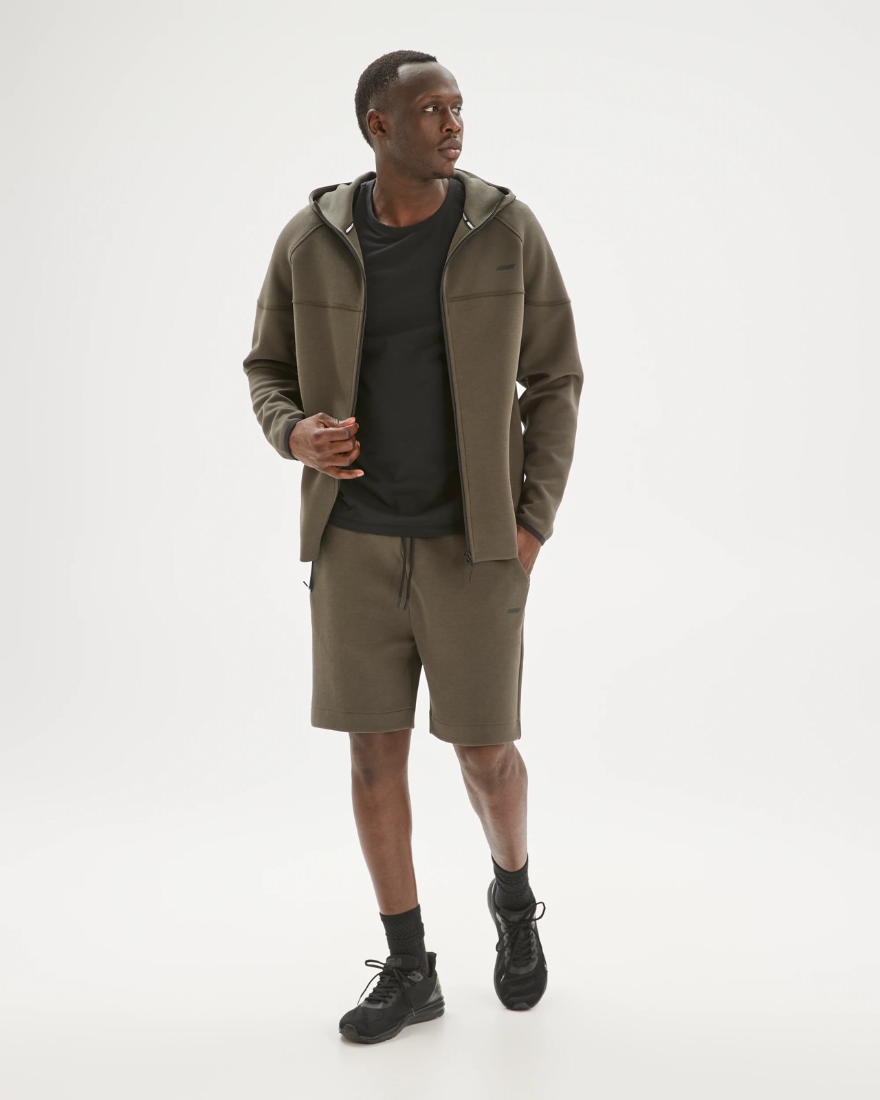 Active Tech Shorts - Khaki 2 of 5