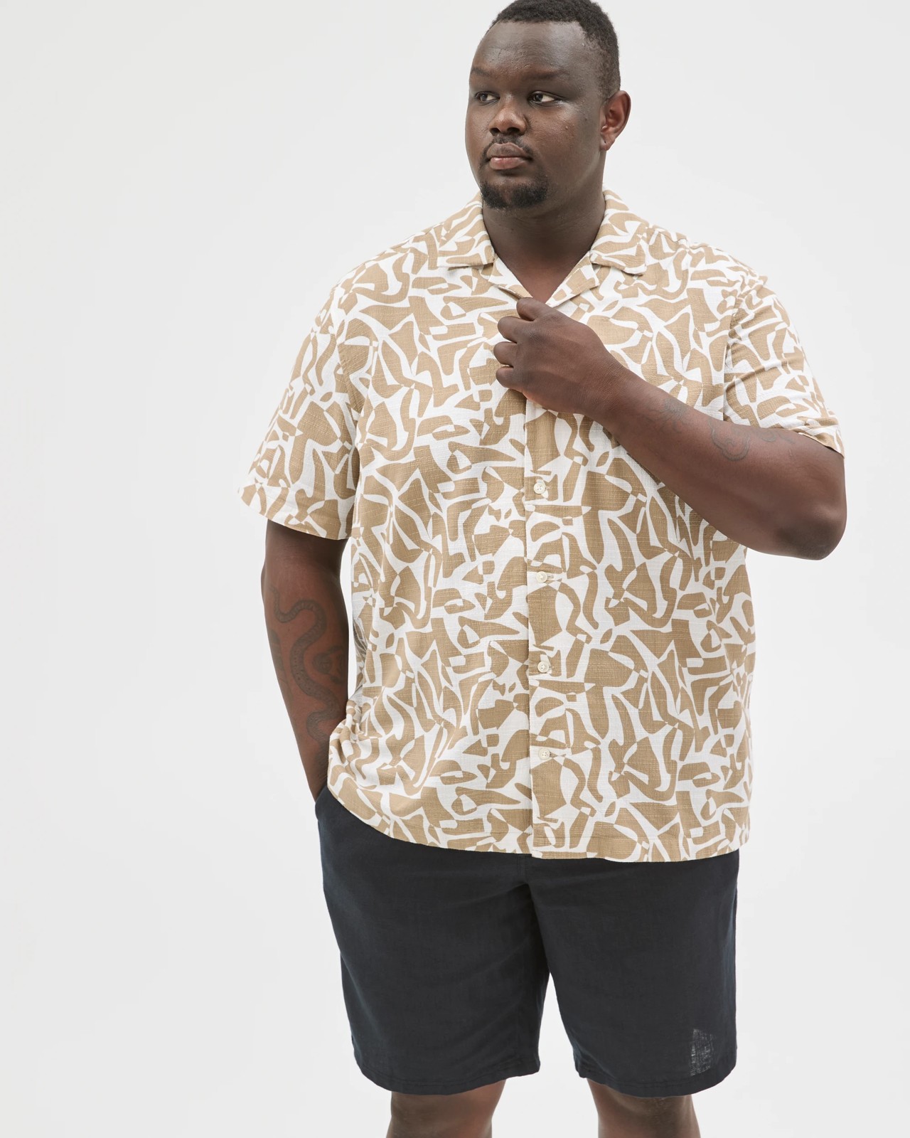 Plus Size Australian Cotton Print Shirt 5 of 5