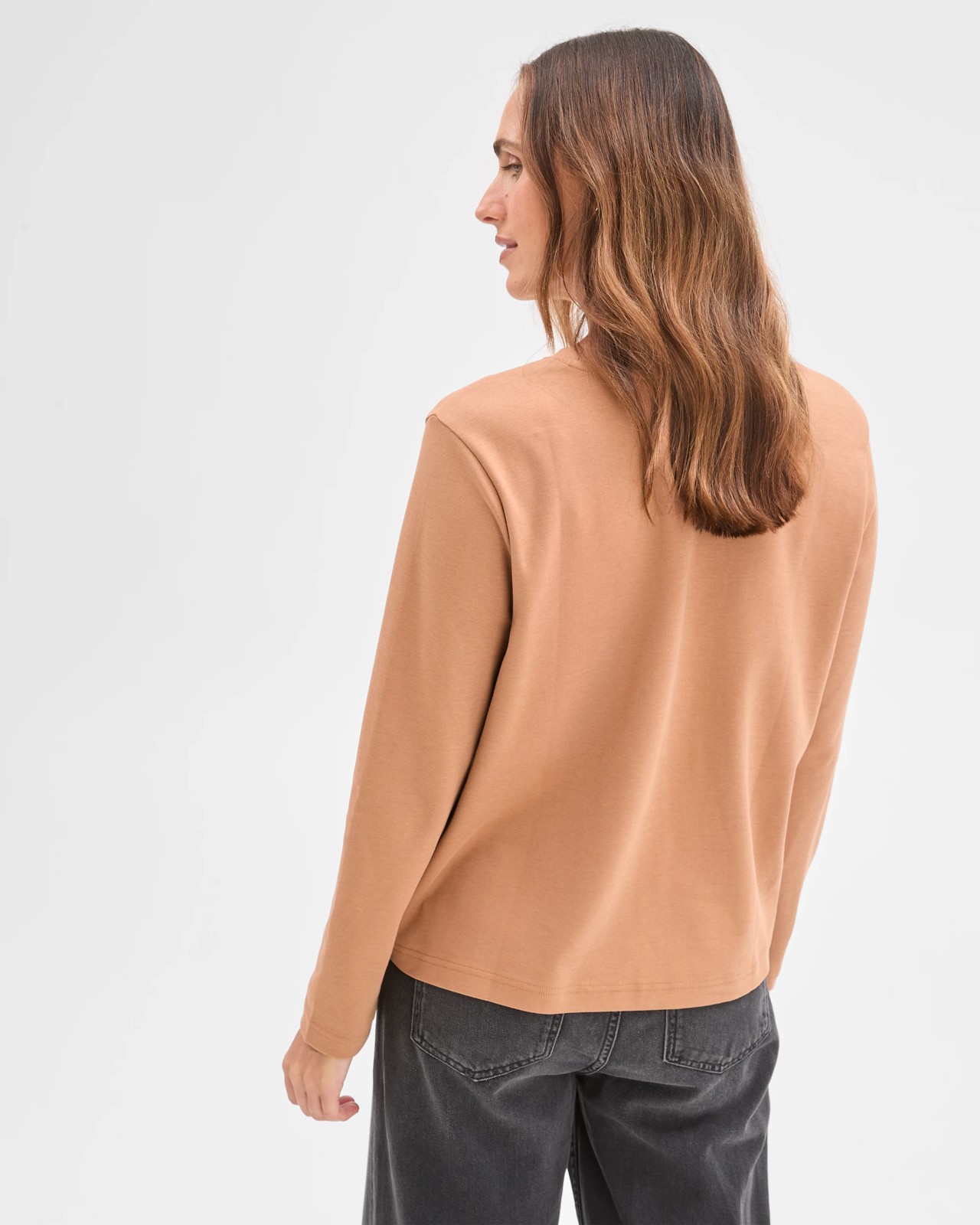 220_72143537_7+220T7214