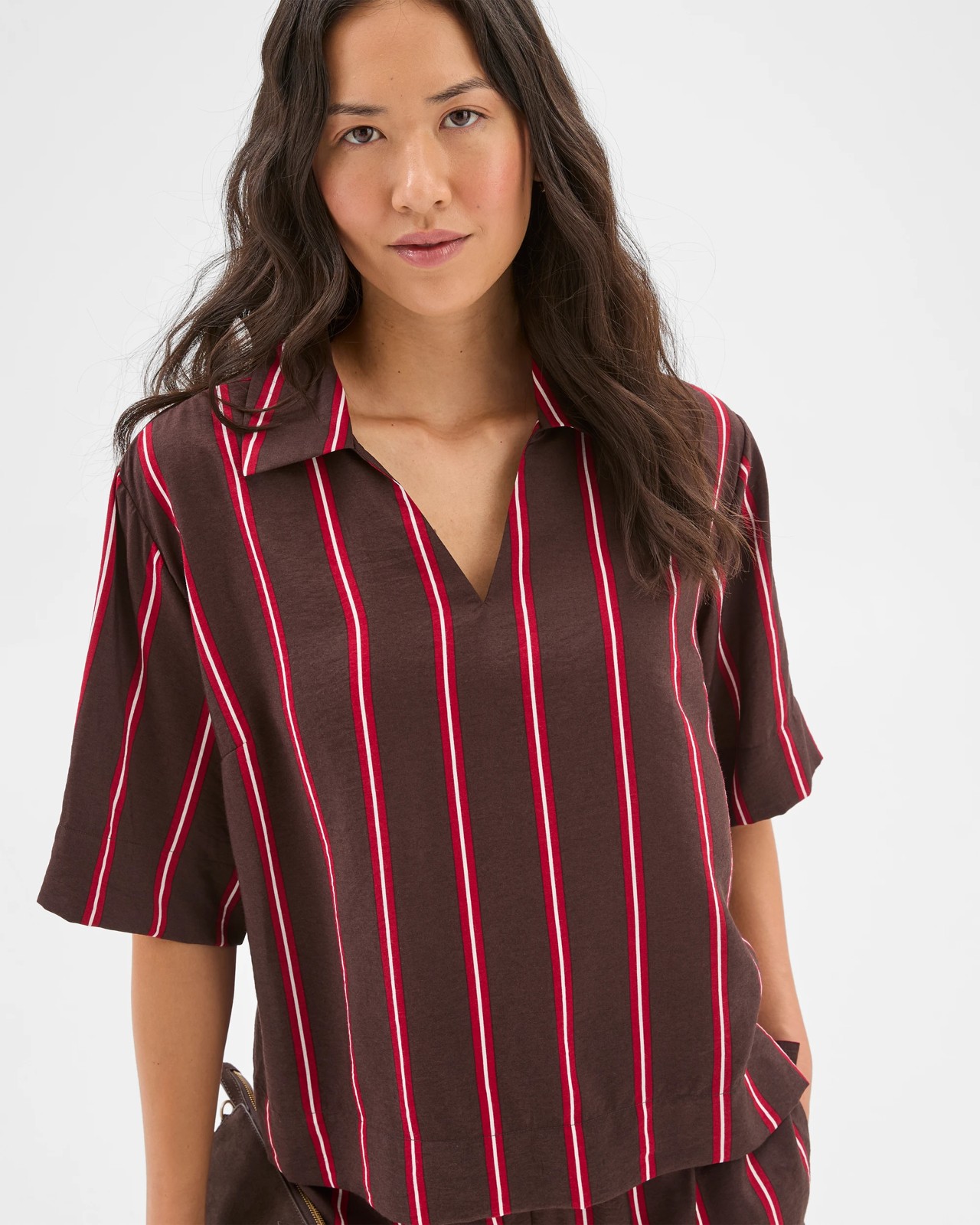 225_71733357_3+225T7173