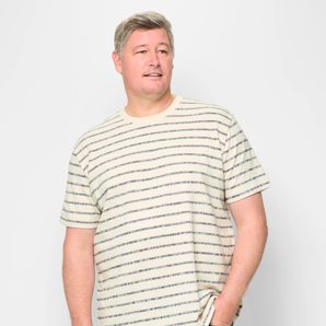 Plus Size Textured Shirt thumbnail 2