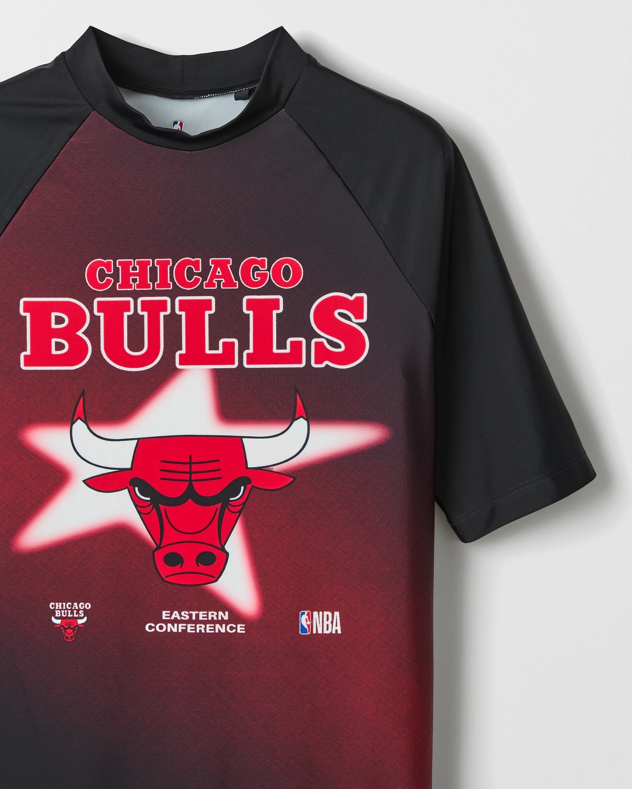 Licensed NBA Bulls Short Sleeve Rash Vest 2 of 2