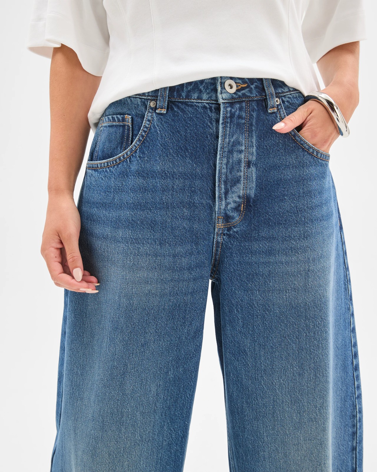 Lily Loves Mid Rise Cuffed Barrel Leg Denim Jeans 4 of 4
