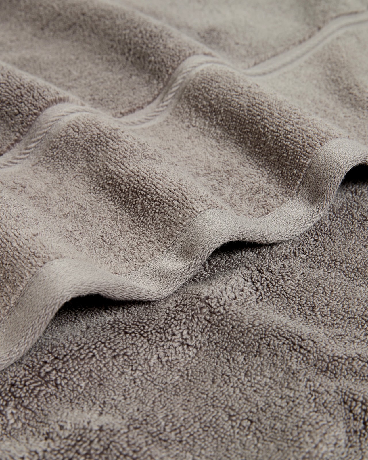 Luxury Egyptian Cotton Bath Sheet - Grey 3 of 3