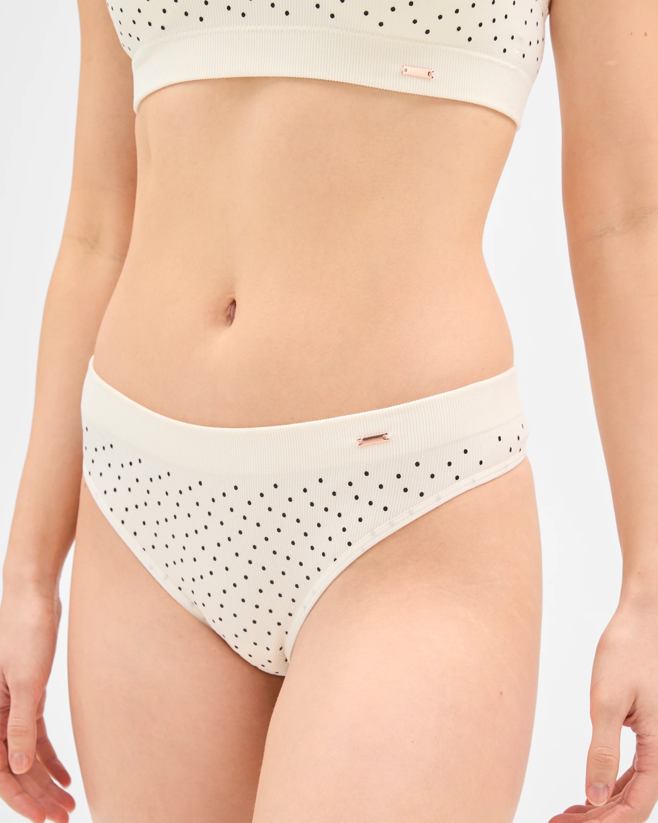 Lily Loves 2 Pack Rib Seamfree High Waist G-String Briefs - Blk/Gard 5 of 6