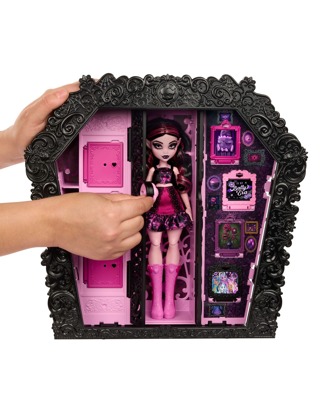 42 Piece ?Monster High Skulltimate Secrets Draculaura Doll and Accessories Set 4 of 5