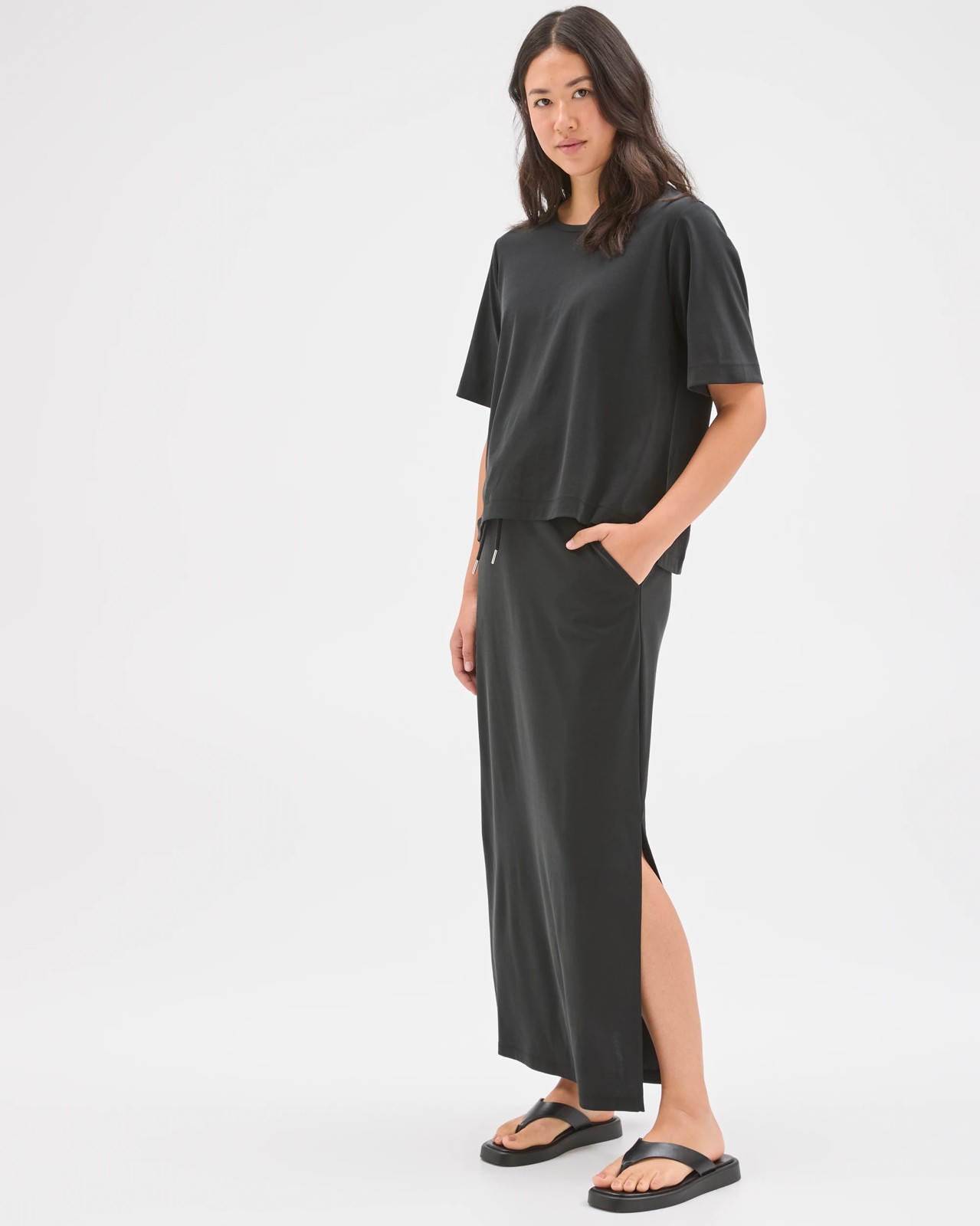 Relaxed Drape Maxi Skirt - Black 2 of 5