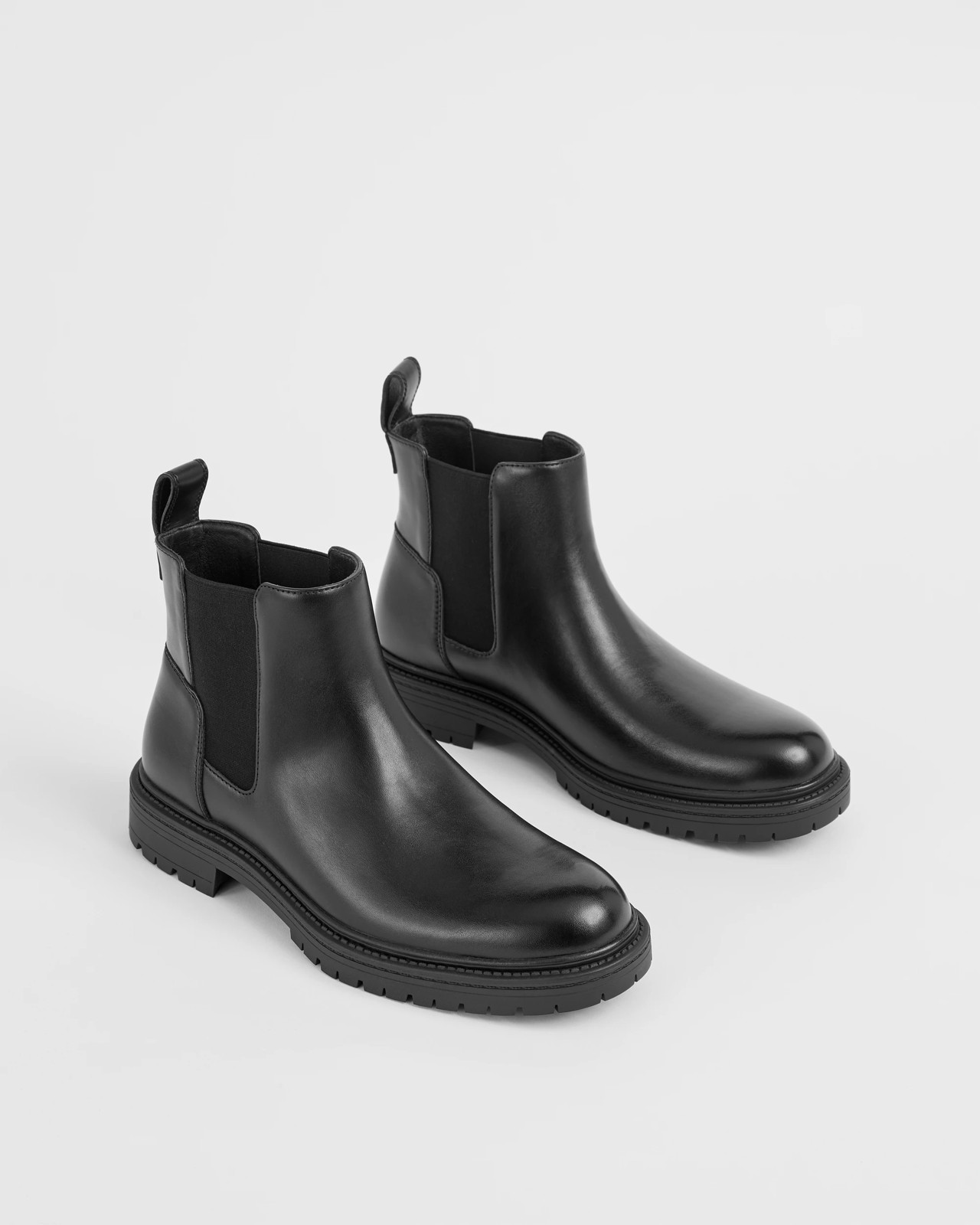 Fashion Chelsea Boots 2 of 3