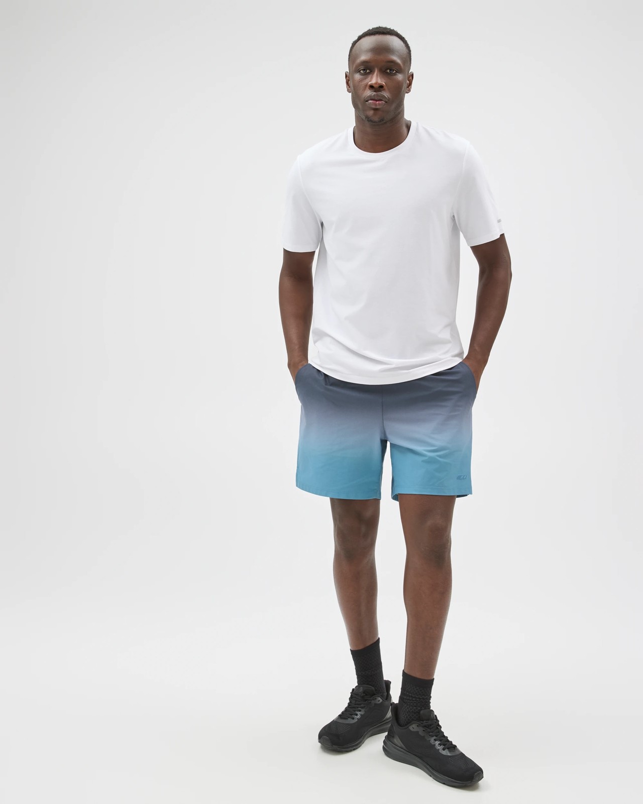 Active Woven Shorts 2 of 5
