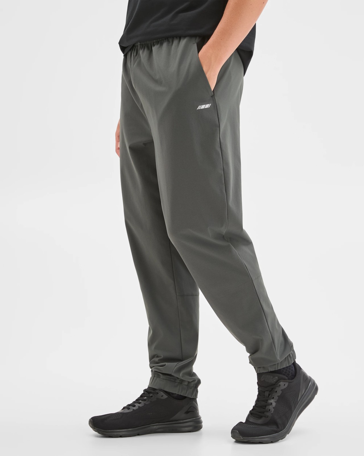 Active Core Woven Pants 4 of 5