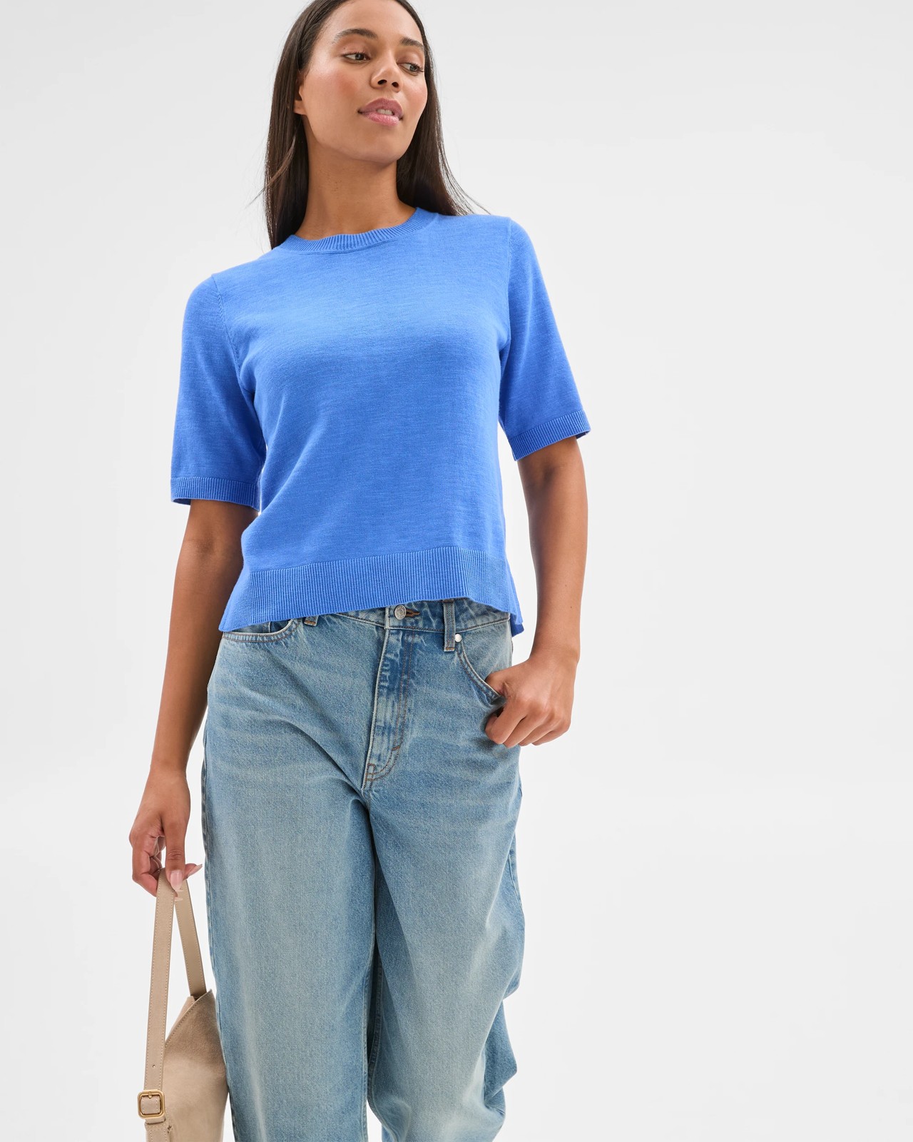 220_72023181_3+220T7202