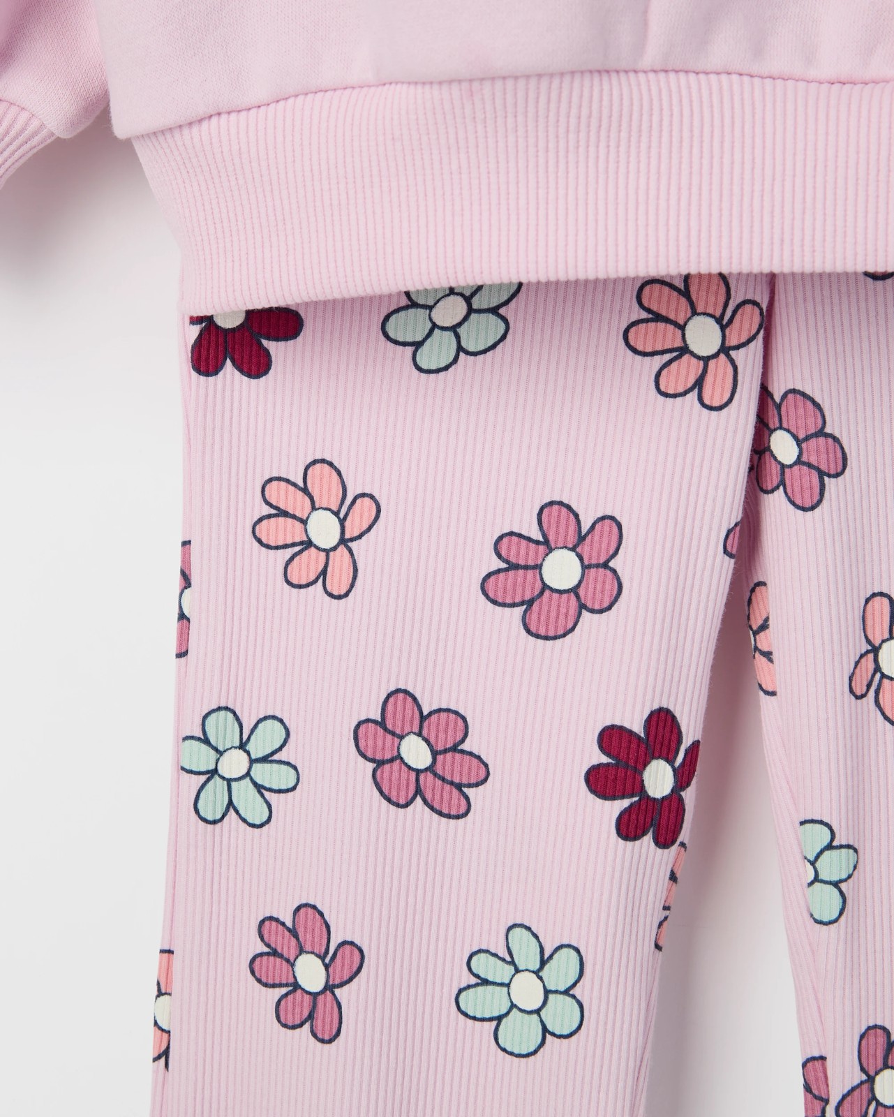 340_72376805_7+340T7237