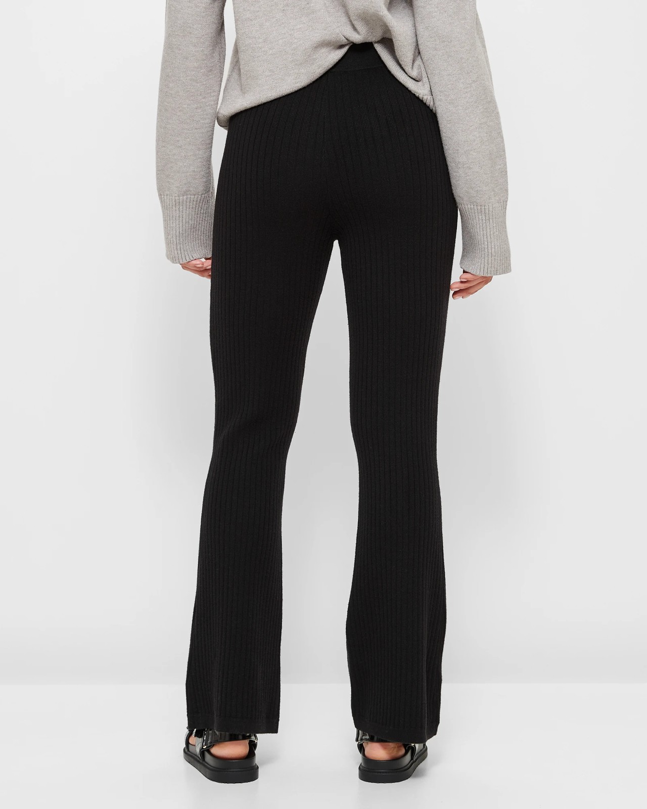 Beverly & Beck Rosette Knit Flare Pants