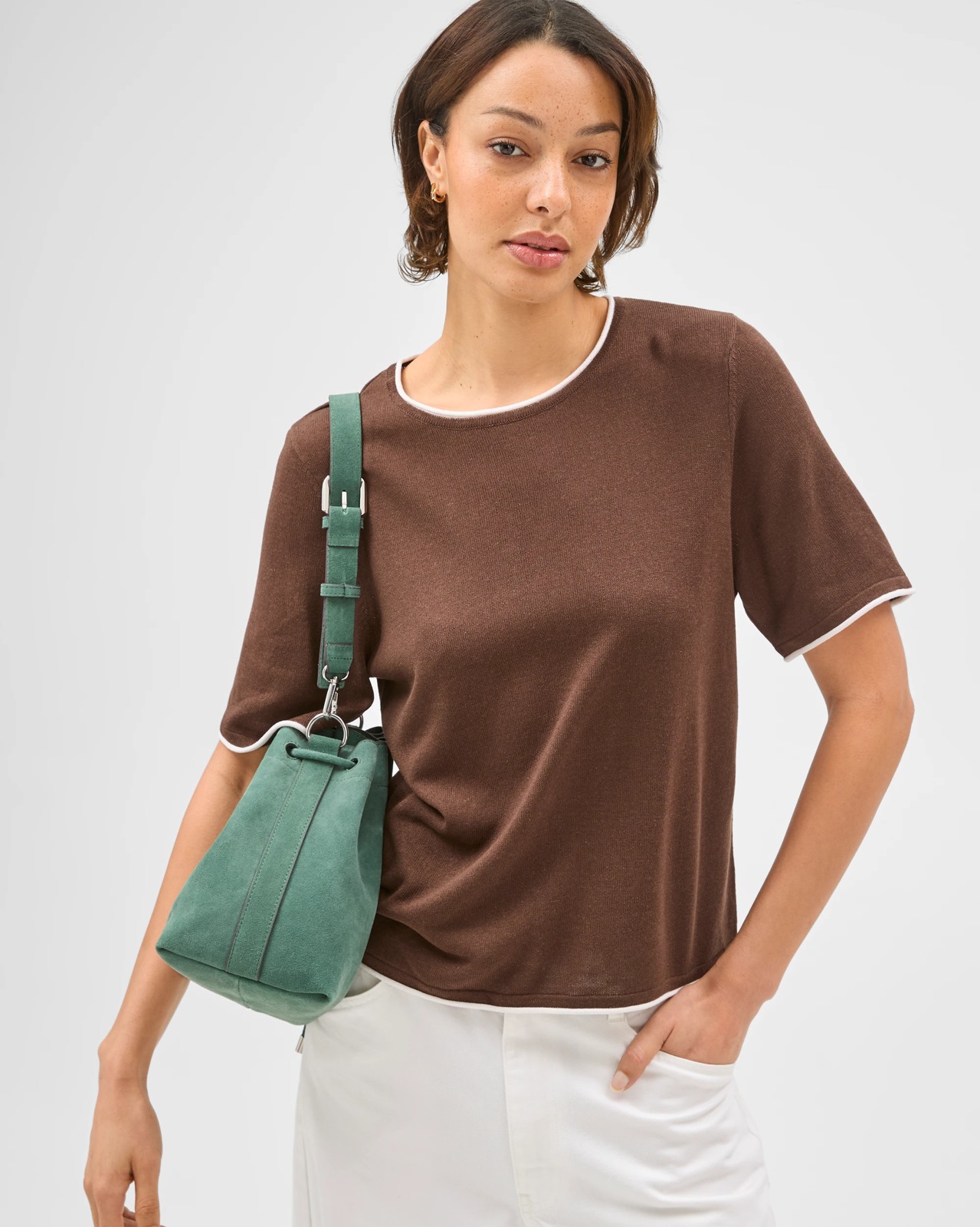 Contrast Trim Knit T-Shirt - Coffee White 2 of 5