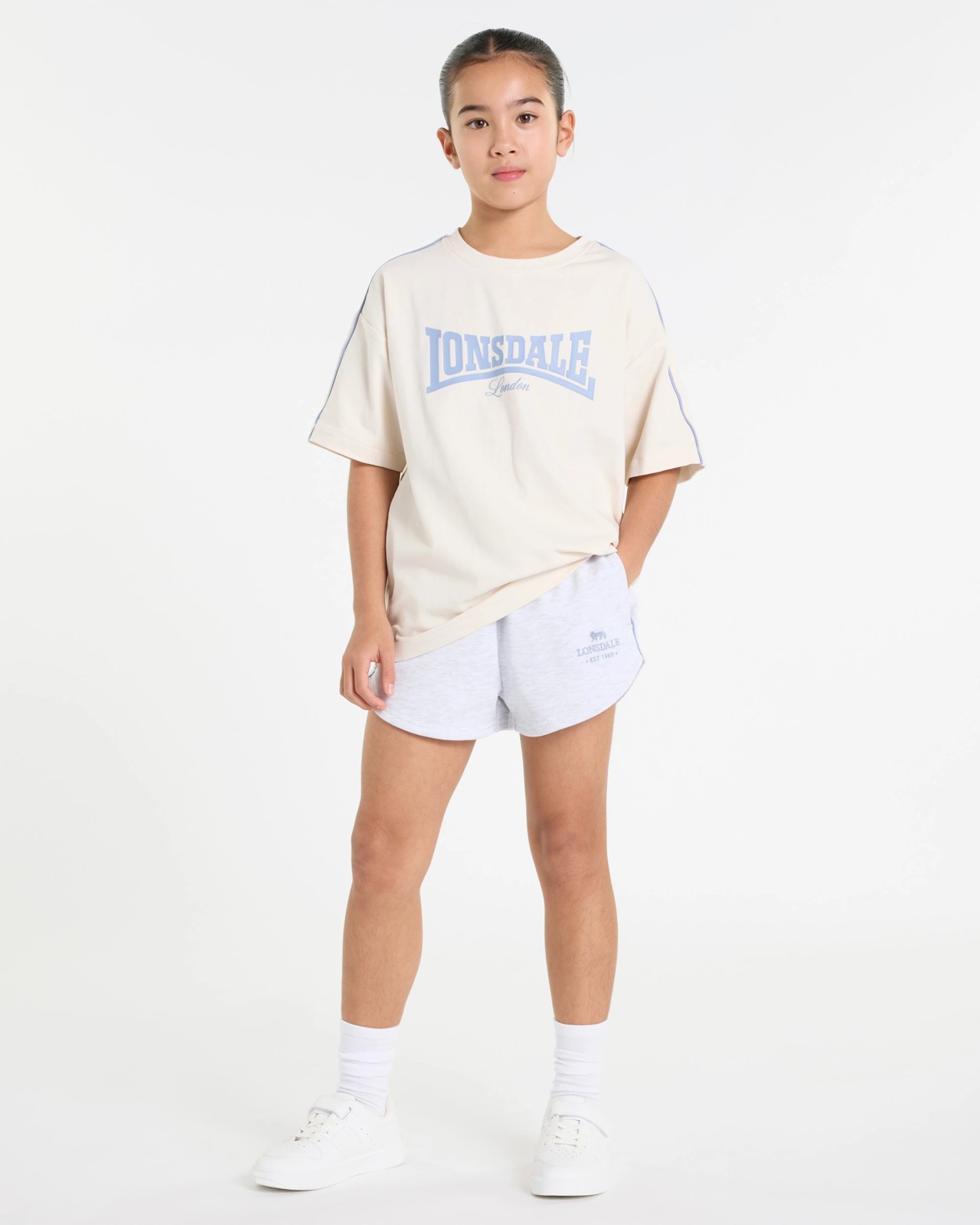 71199740-IMG-004