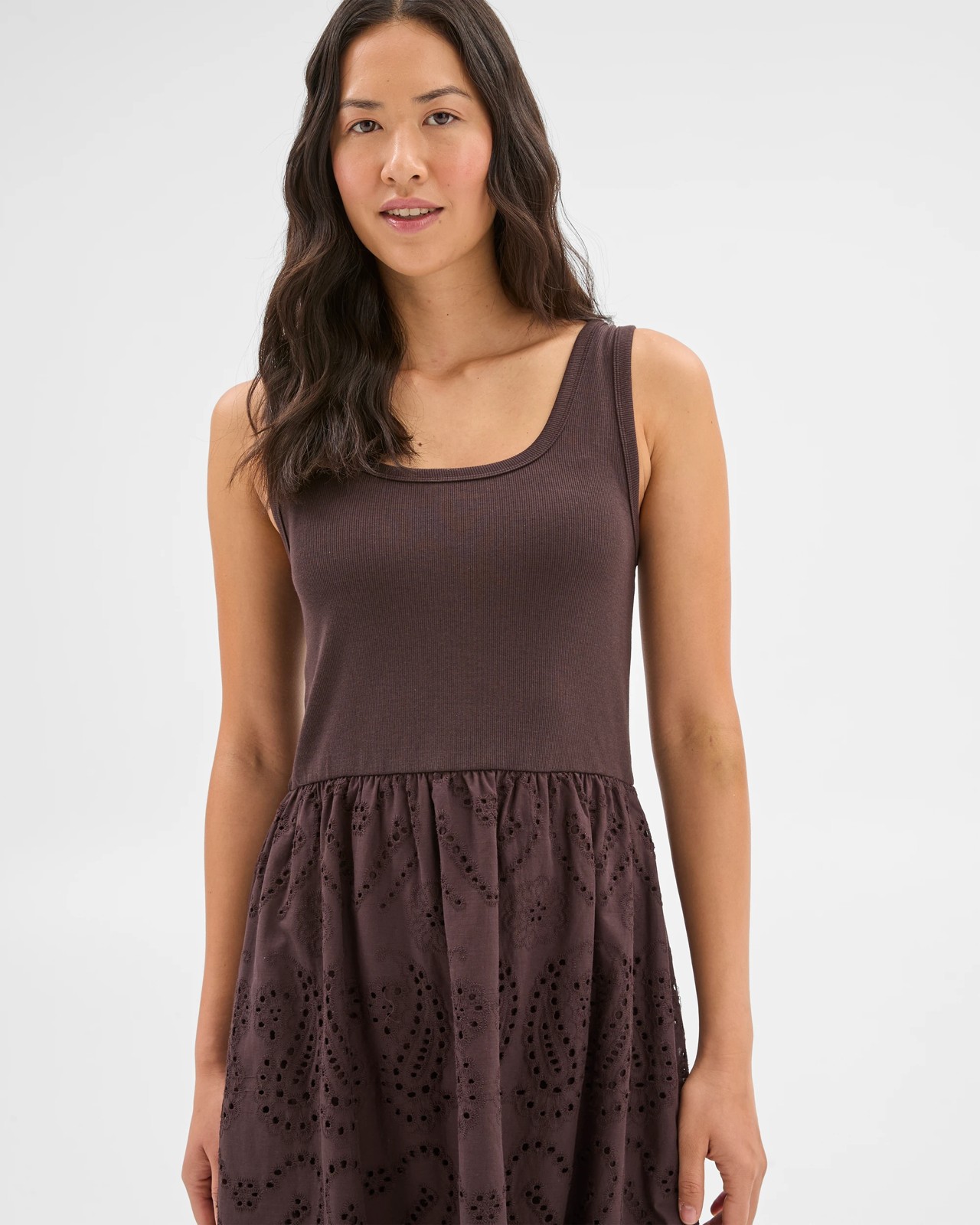 225_71753768_4+225T7175