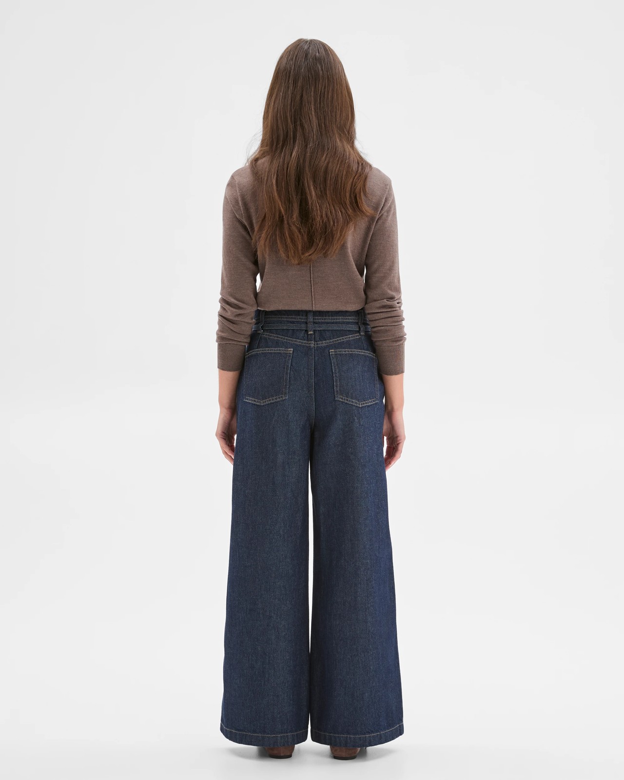 290_72372432_7+290T7237