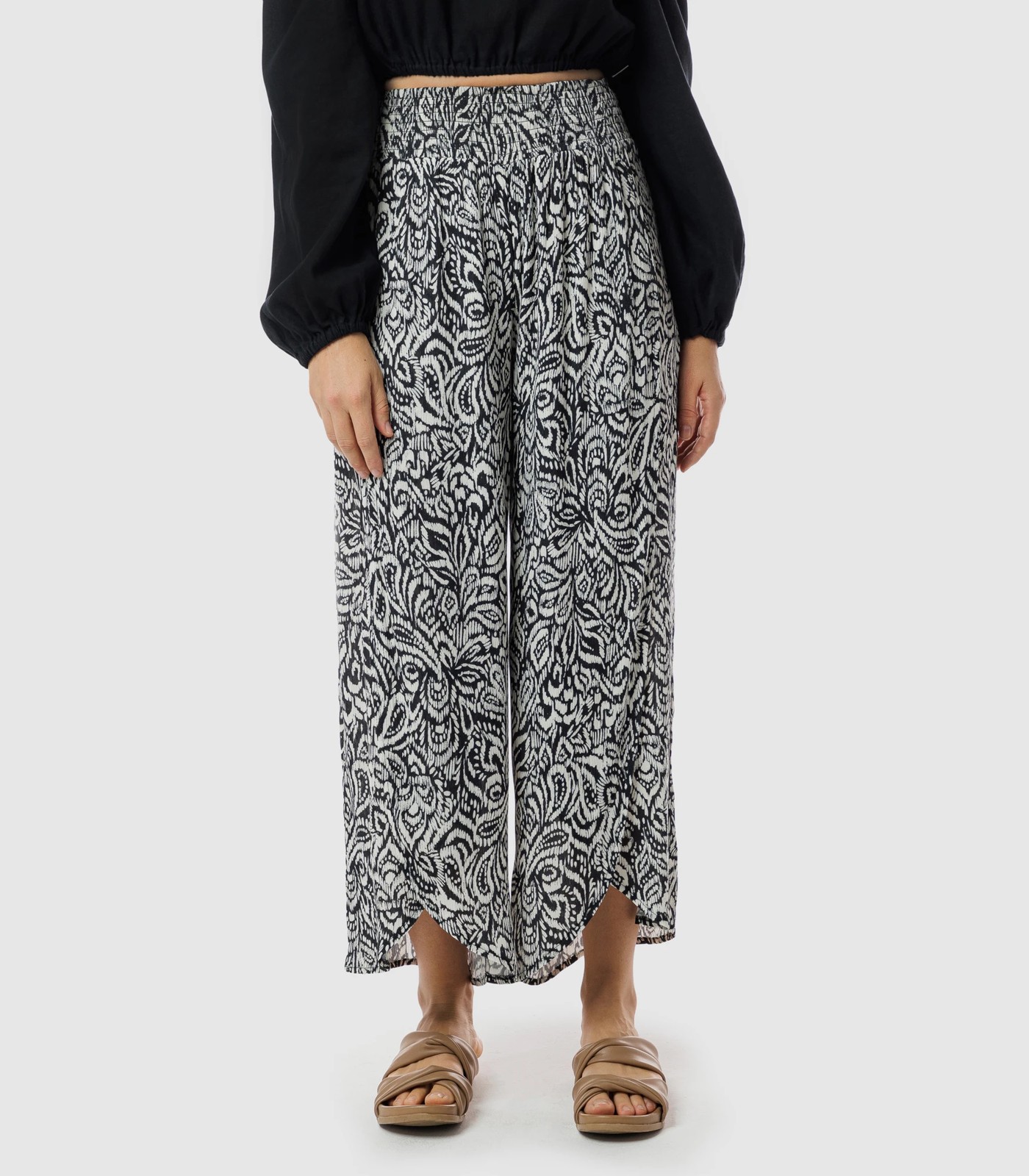 Piping Hot Split Leg Beach Pants 3 of 4