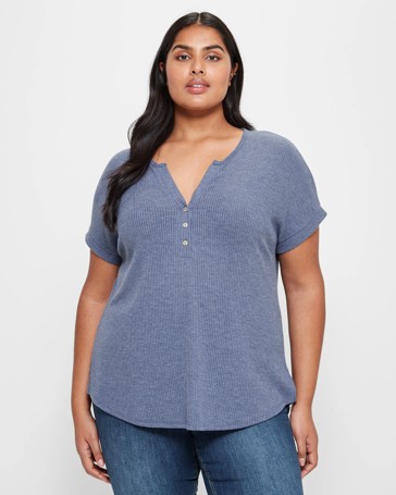 Women's Plus Size Clothing