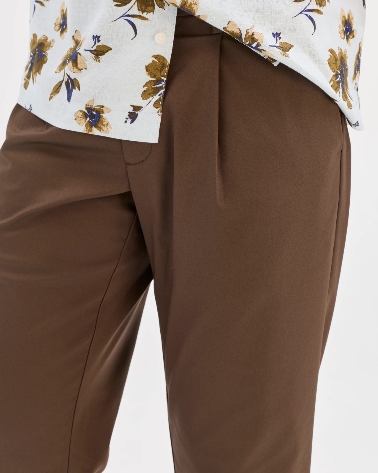 Preview Chino Pants - Chocolate 4 of 5