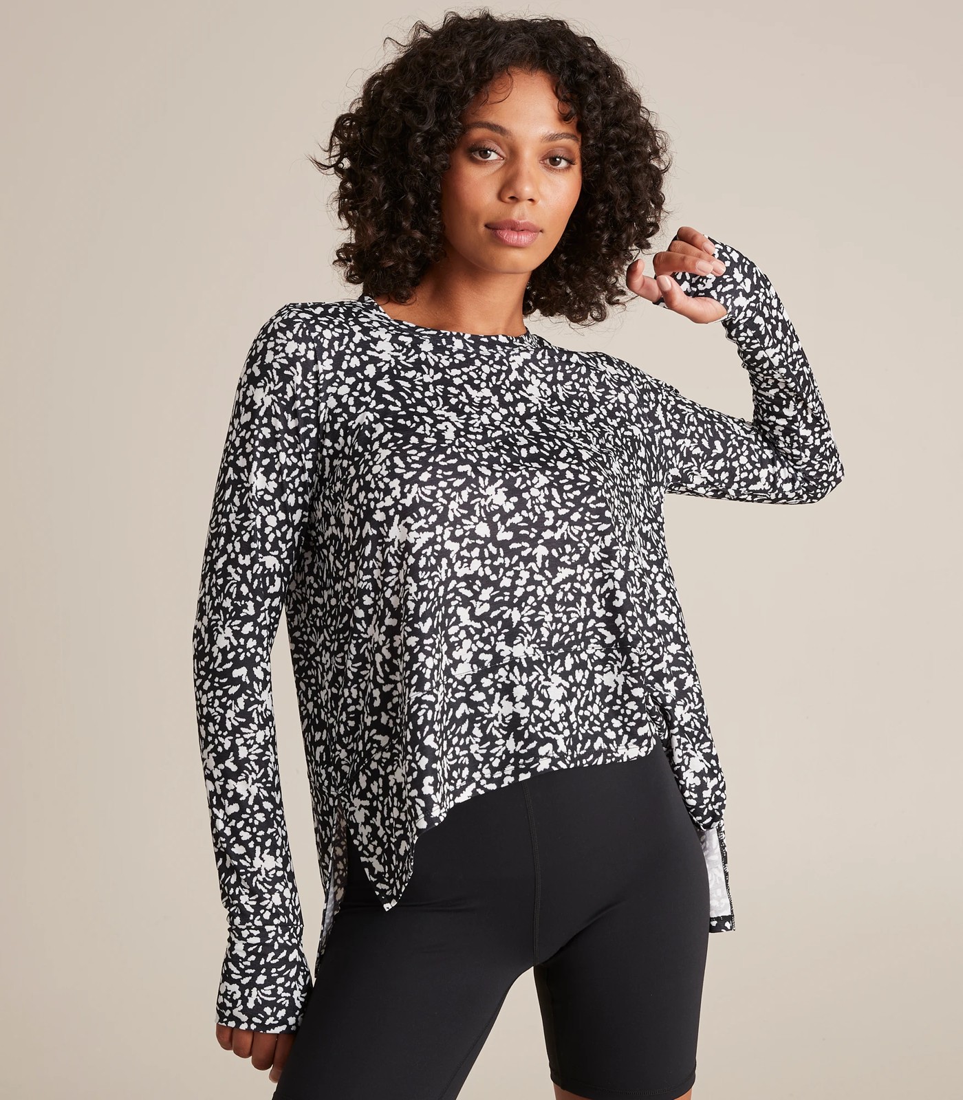 Long sleeve flowy outlet top