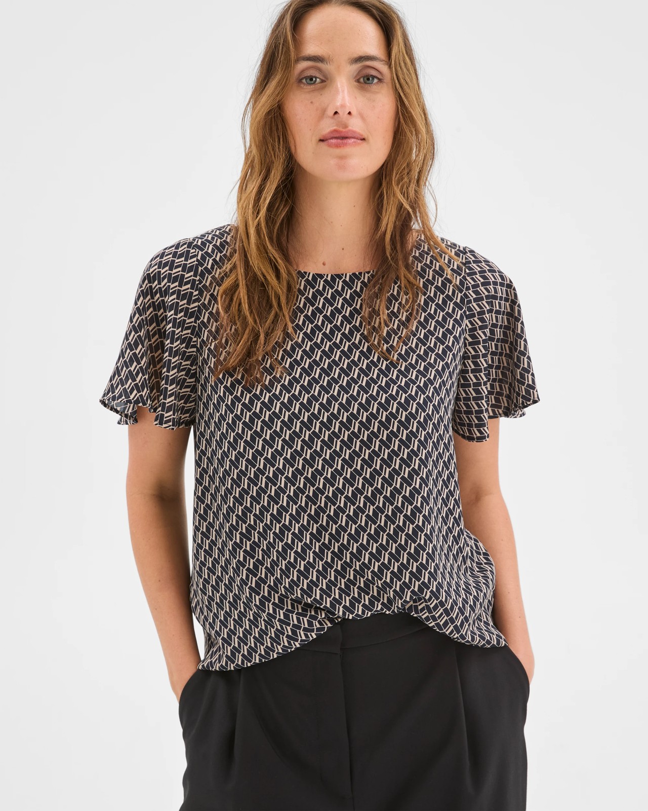 Preview Ella Crew Neck Blouse - Ink Navy Geo 4 of 5