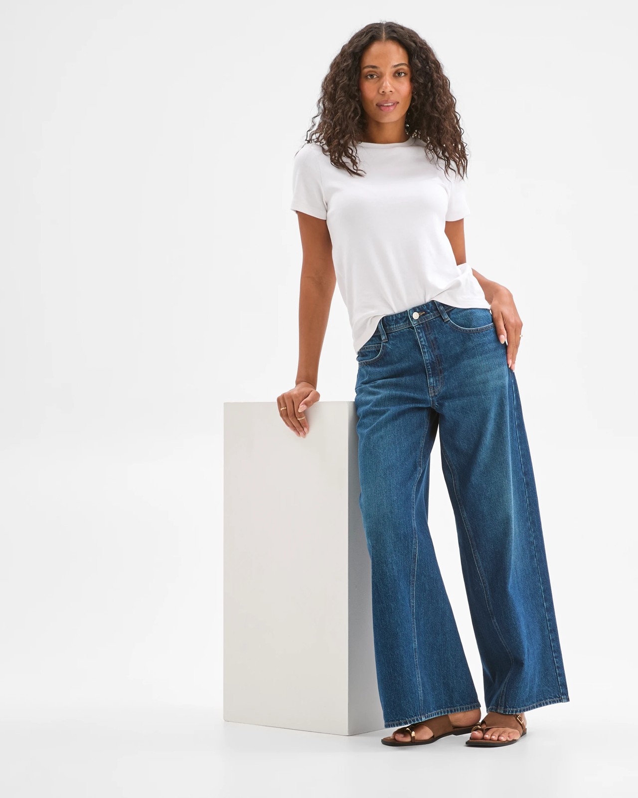 Wide Leg Slouch Denim Jeans 3 of 5
