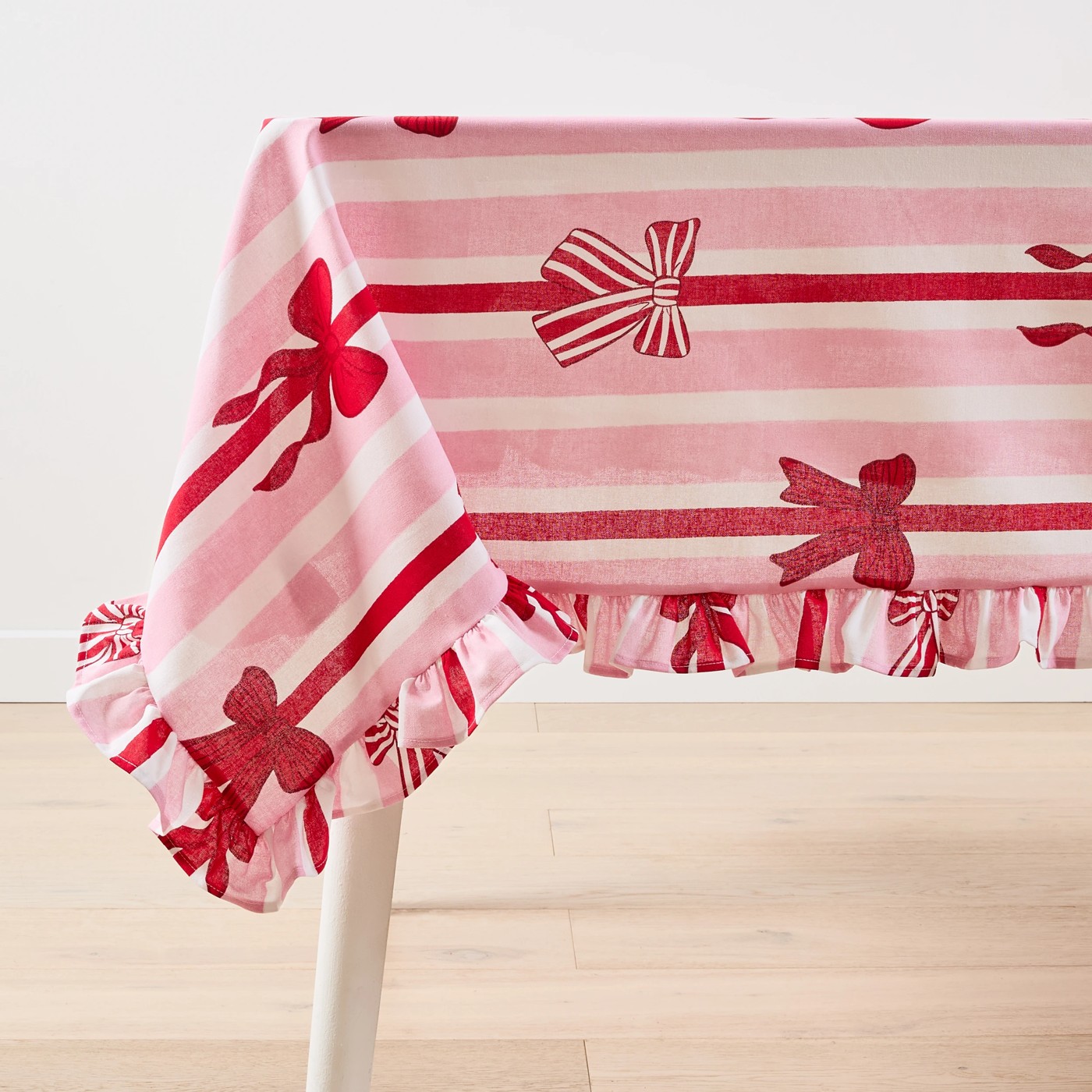Anko Extra Large Bow Stripe Tablecloth 3 of 6