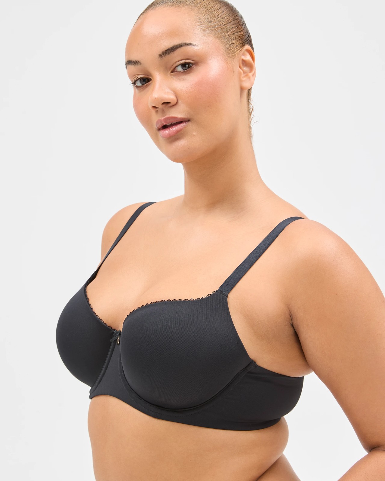 Fuller Figure Lace Edge Lightly Lined T-Shirt Bra 2 of 3