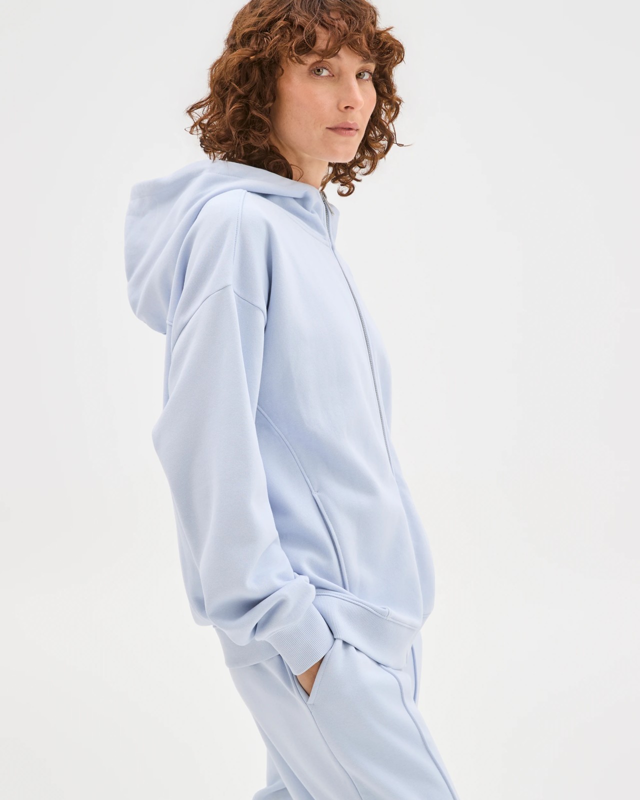 230_72402559_6+230T7240