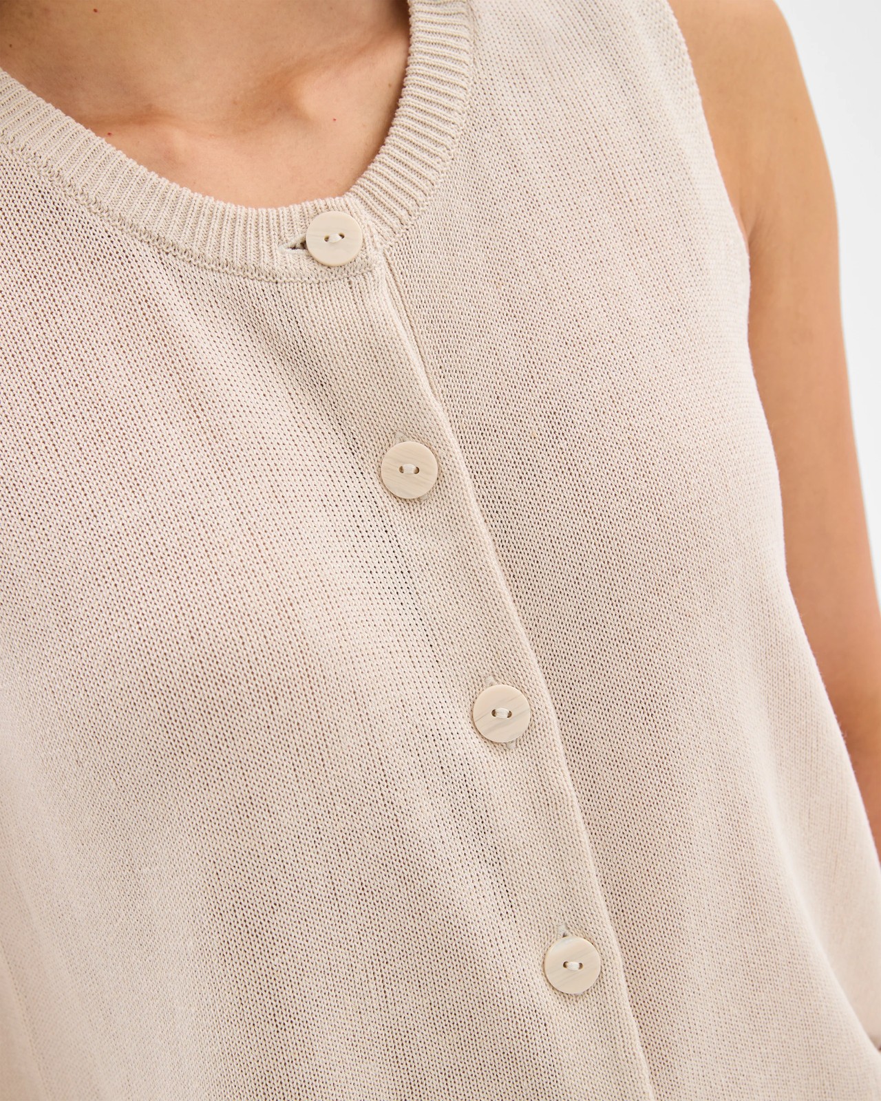 220_71699356_5+220T7169