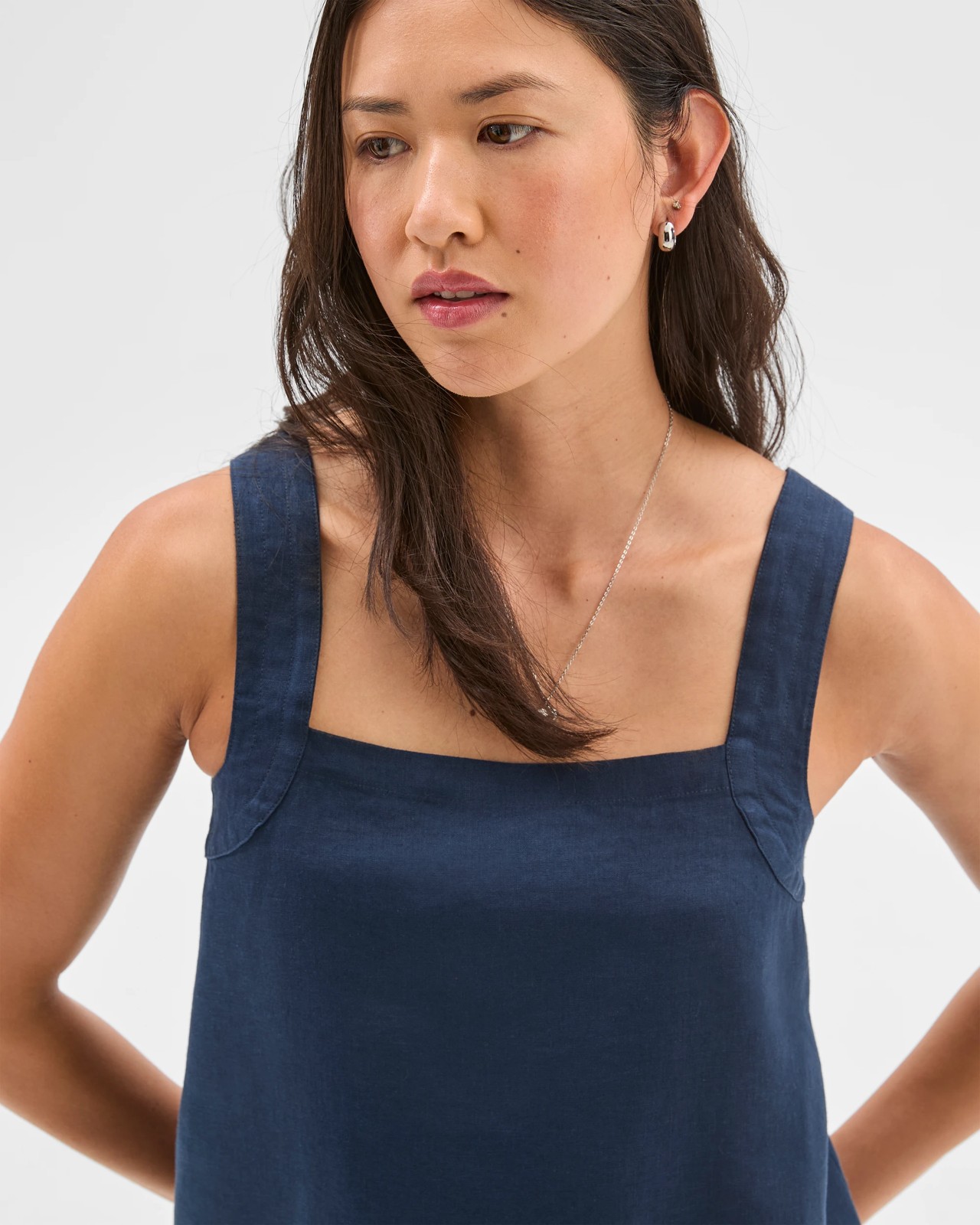 225_71689432_2+225T7168