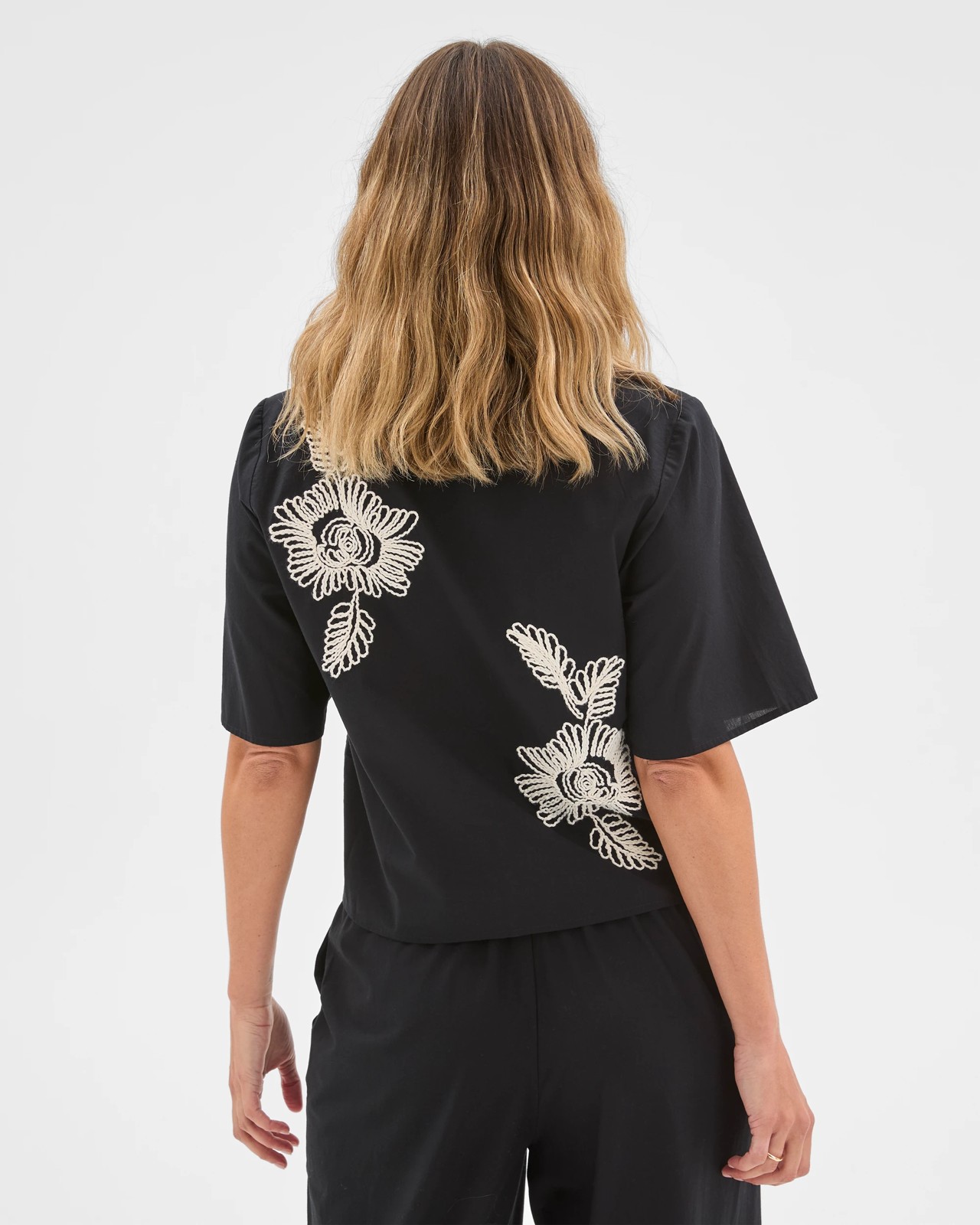 Resort Cord Detail Top 6 of 6
