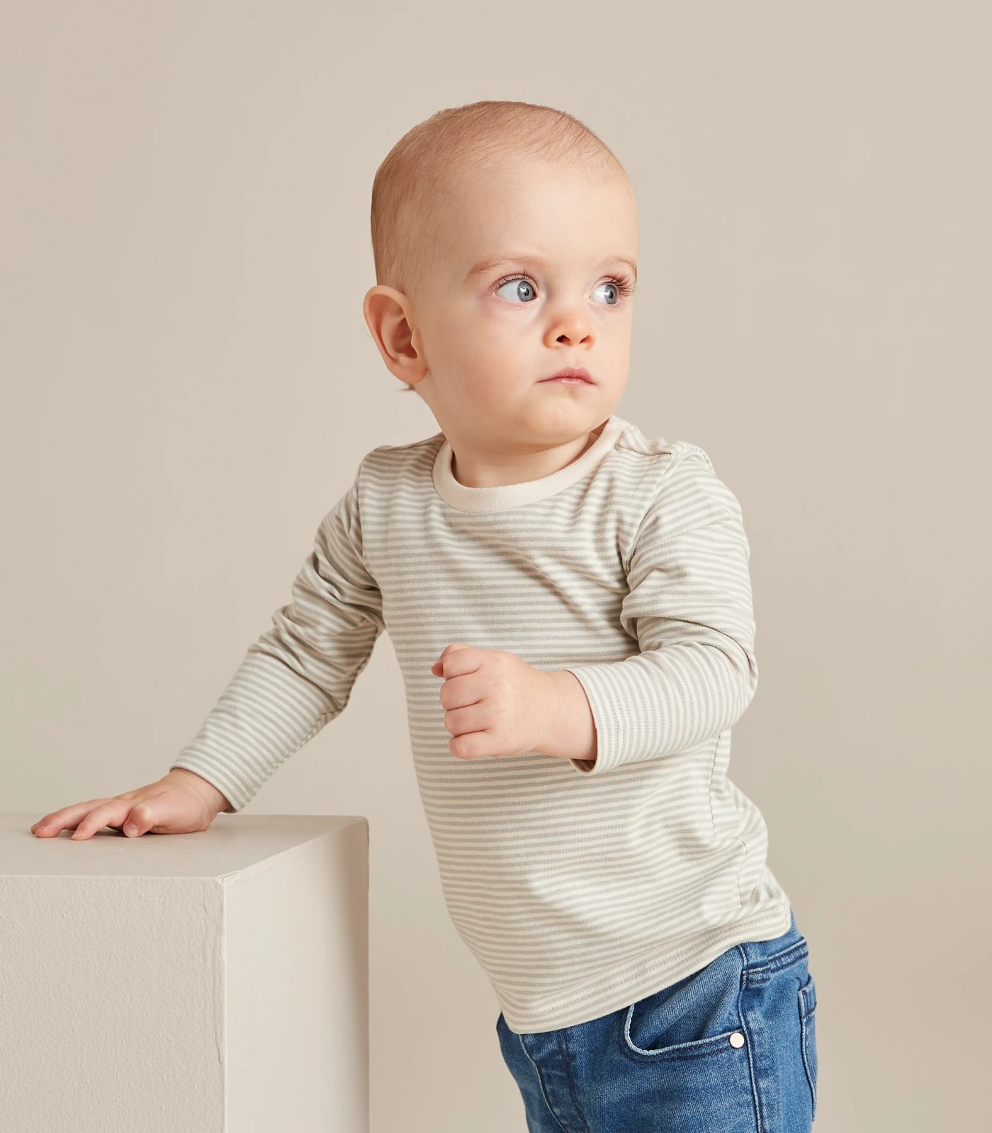 355_67402069_11+22DCA0