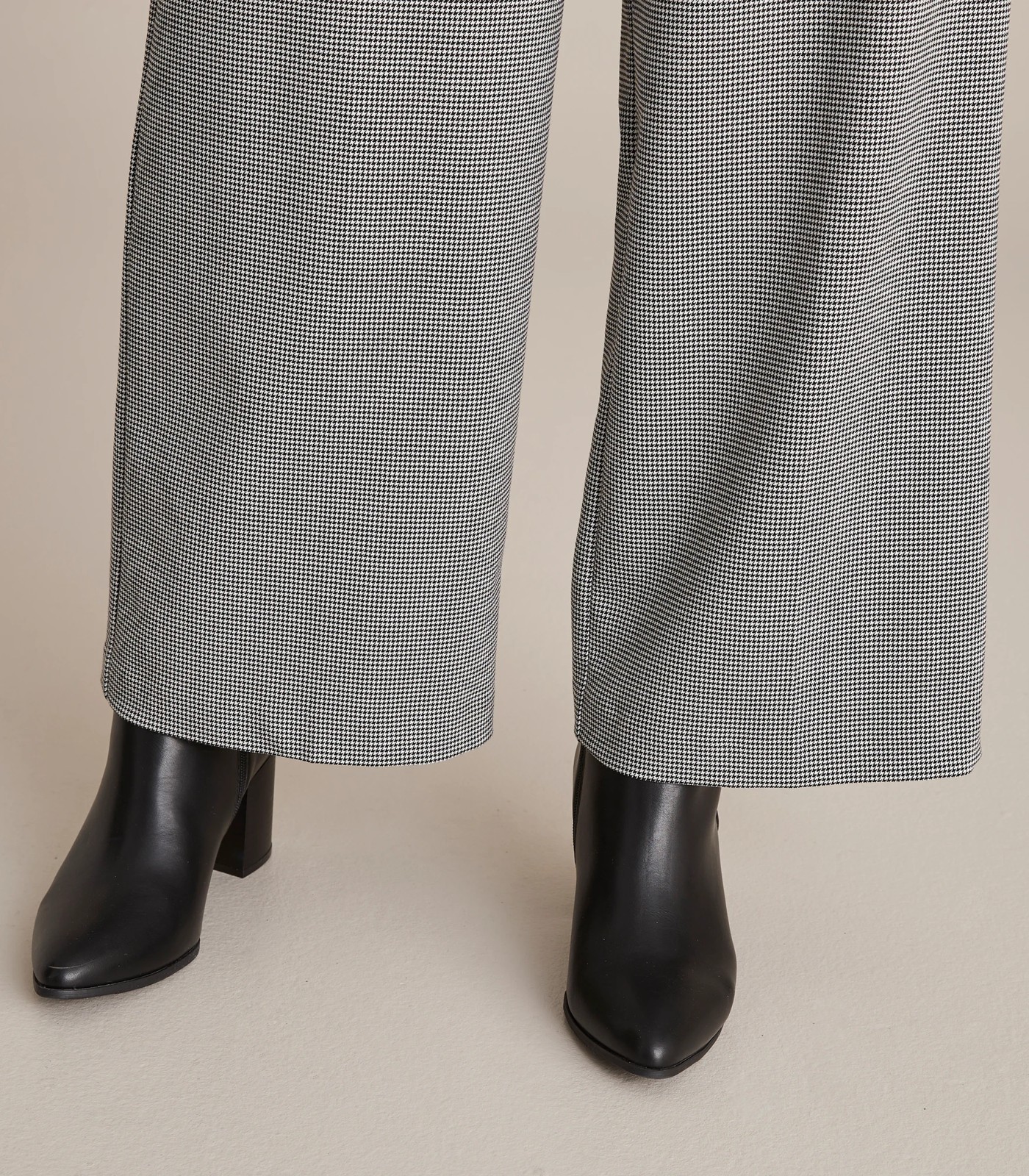 Preview Wide Leg Pants 5 of 6