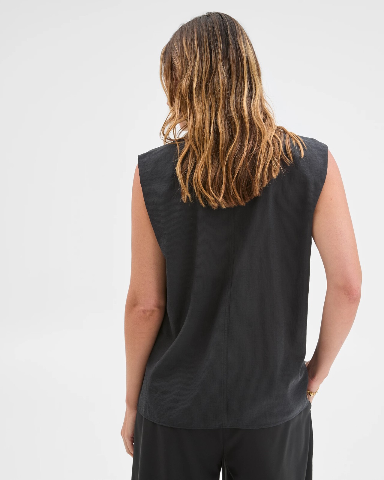 265_72067024_5+265T7206