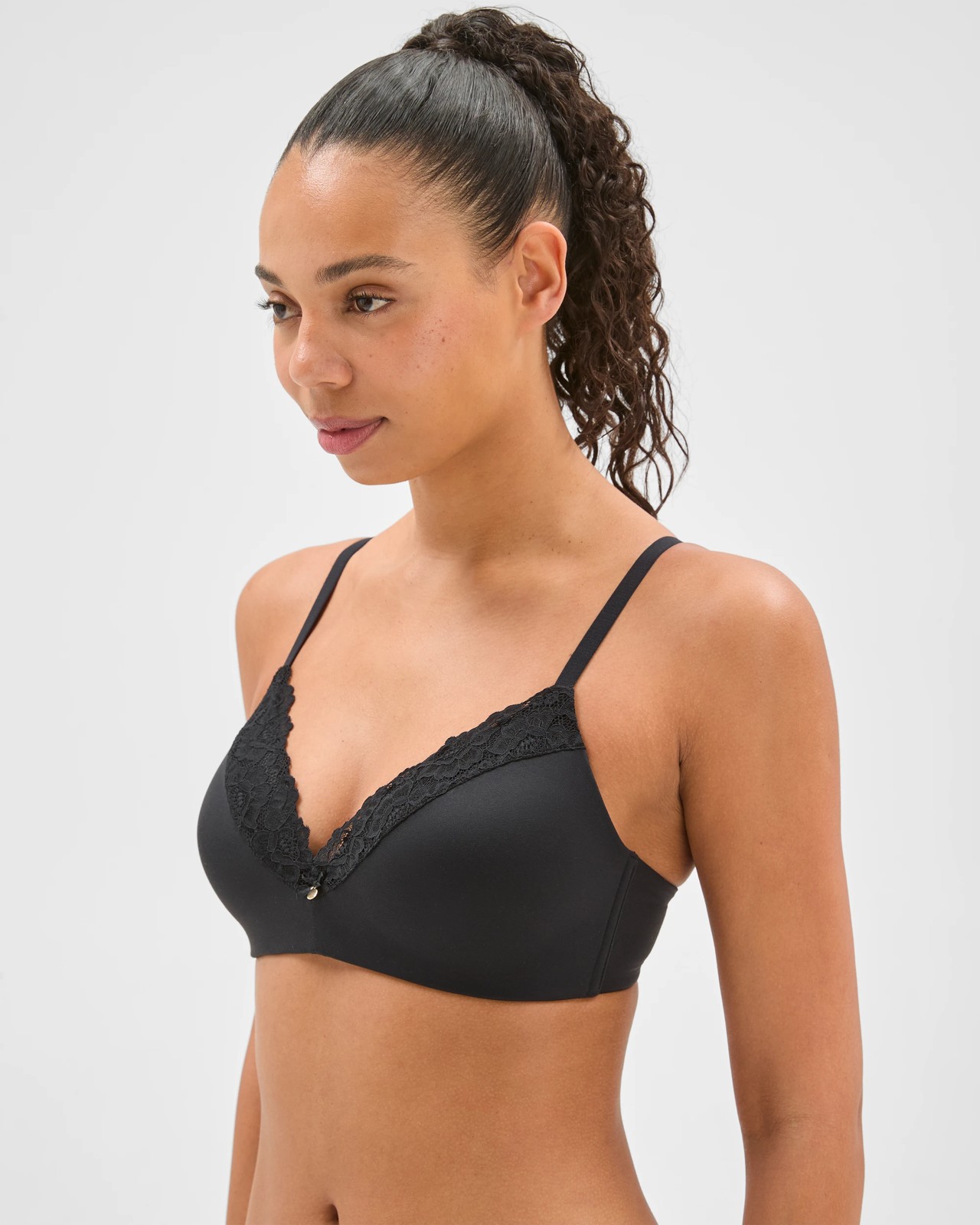 Lace Trim Overlay Wirefree T-Shirt Bra - Black 2 of 4