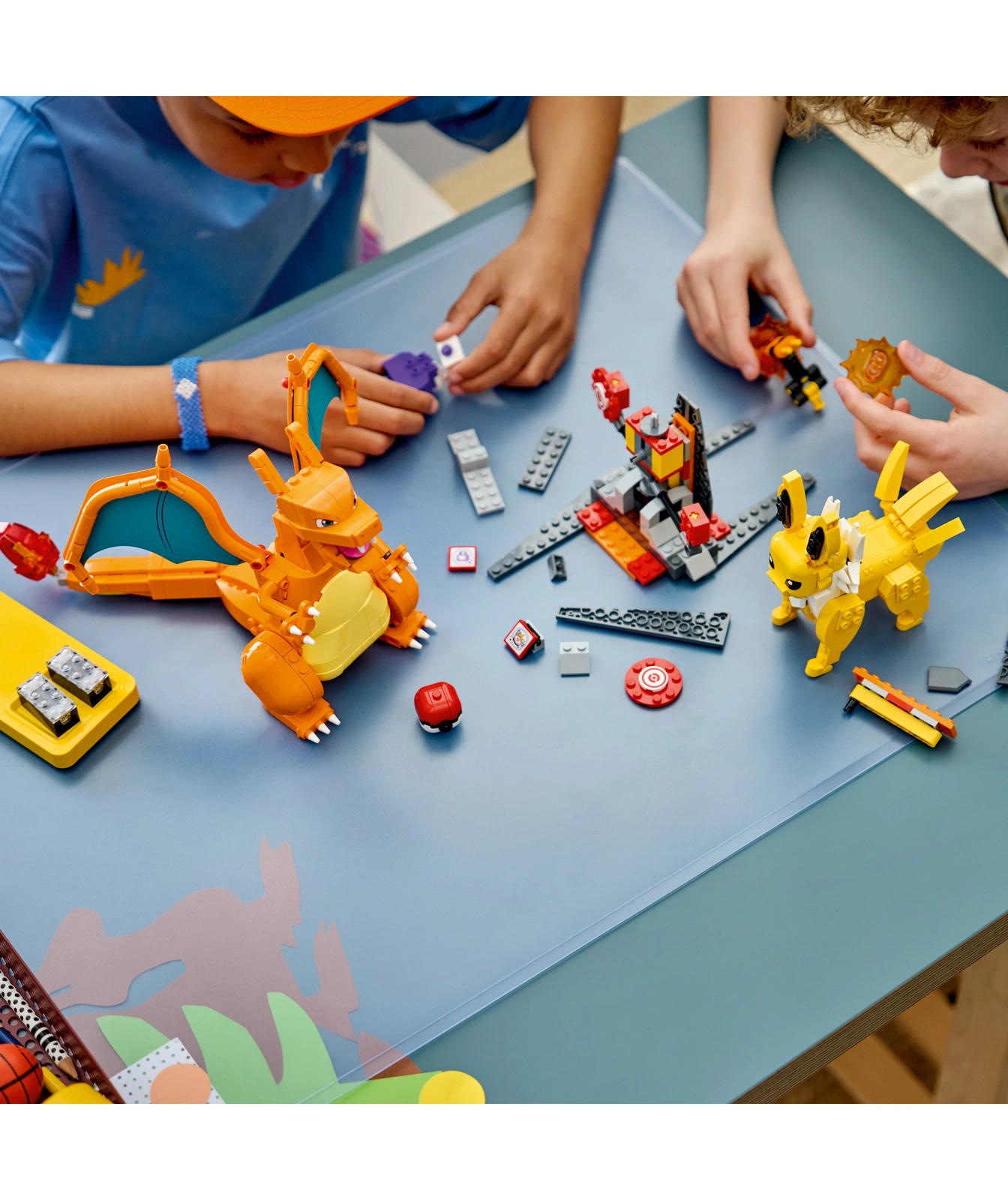 Pre-Order LEGO® Pokemon SMART Play: Charizard vs. Jolteon Ultimate Battle 72167 3 of 6