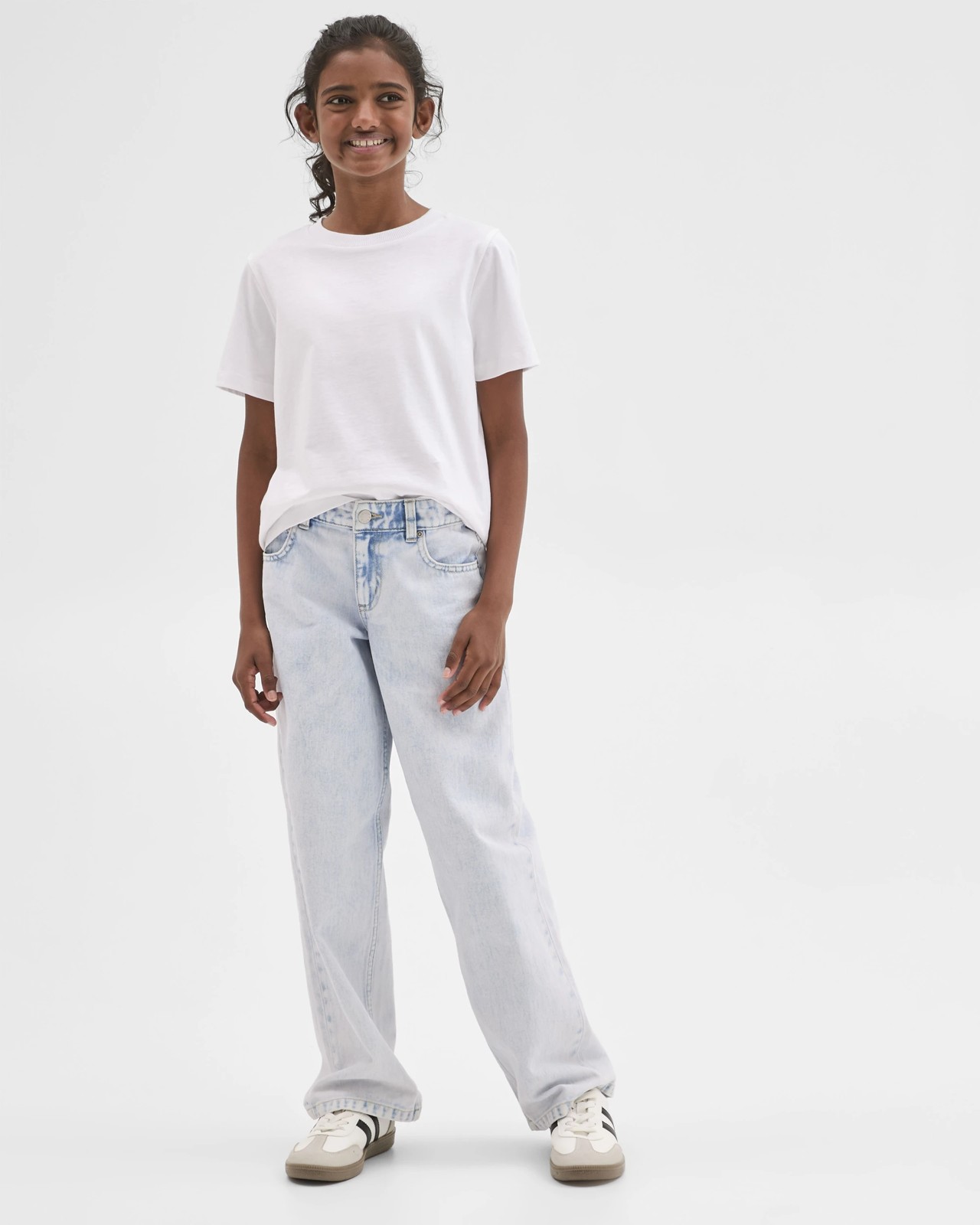 320_71969411_2+320T7196