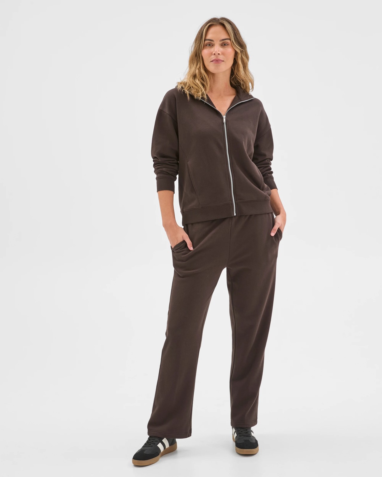 Active Australian Cotton Blend Straight Leg Fleece Trackpants - Cocoa 3 of 6