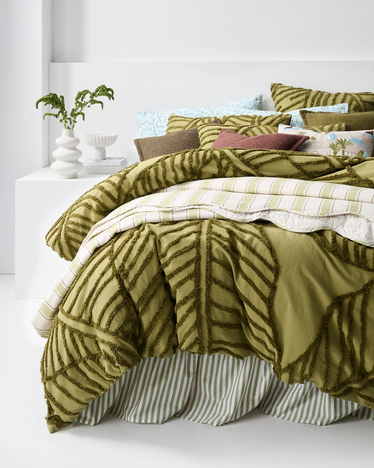Oakley Cotton Textured Leaf Quilt Cover Set 2 of 6