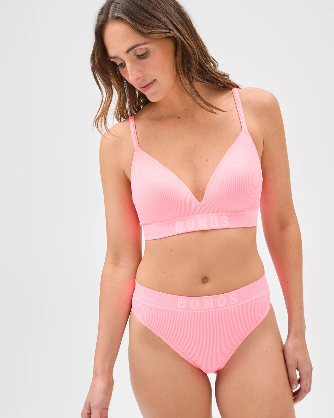 Bonds Retro Rib Wirefree Crop T-Shirt Bra 2 of 5