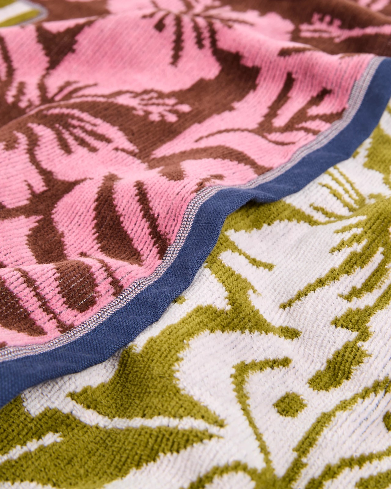 Tropics Velour Jacquard Australian Cotton Beach Towel 2 of 2