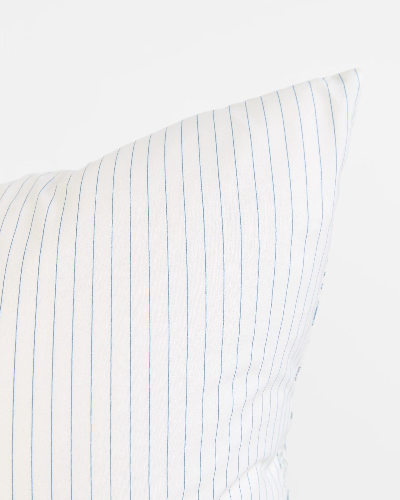 500_72057834_11+500T7205