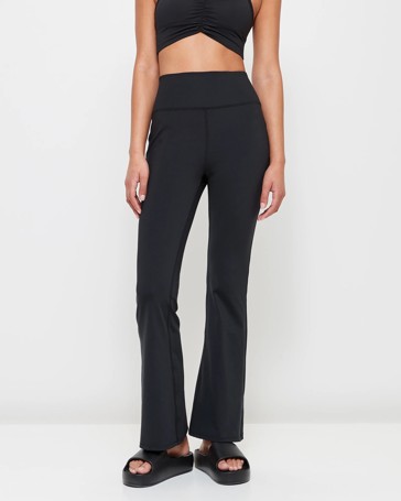 Active Studio Soft Flare Pants